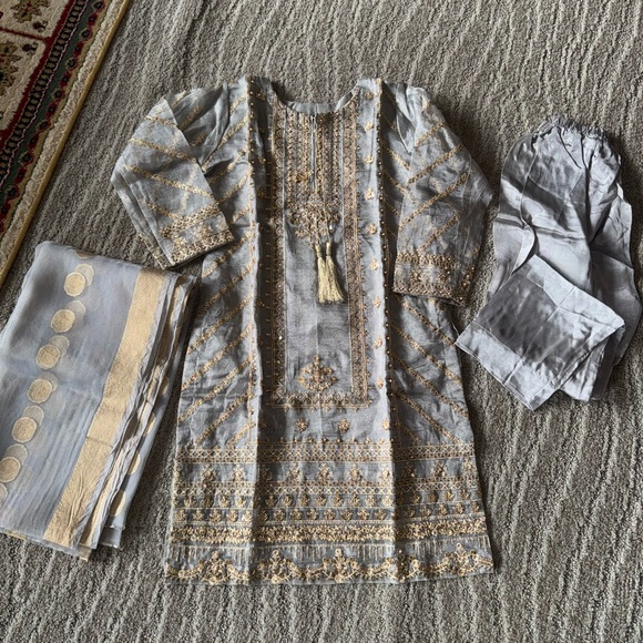 Salwar Kameez Other - Women’s brand new Indian desi Pakistani traditional salwar kameez suit outfit M
